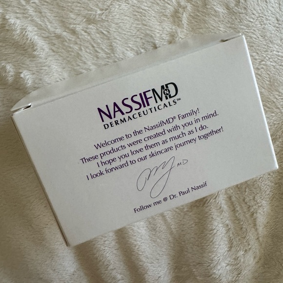 NassifMD Dermaceuticals Skincare Detox Pads NEW NWT NIB Beauty Skincare - Picture 11 of 11